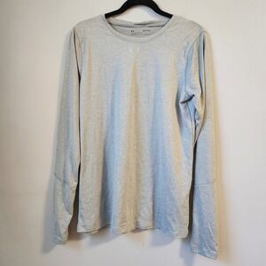Under Armour HeatGear Long‎ Sleeve Athletic Shirt Moisture Wicking Medium
